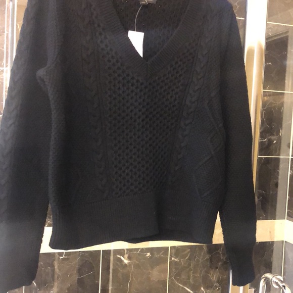 Banana Republic Black Cable Knit Sweater - Picture 3 of 13